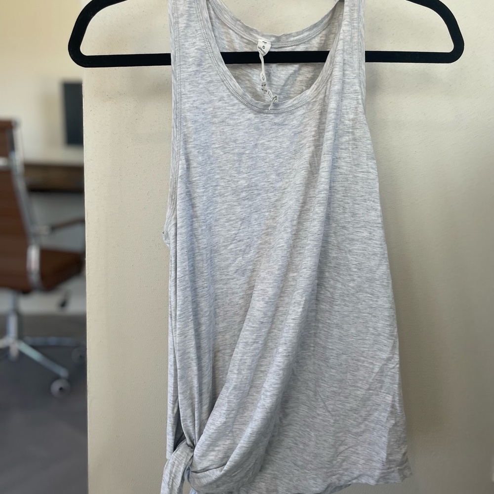 Gray lululemon tank top with tie